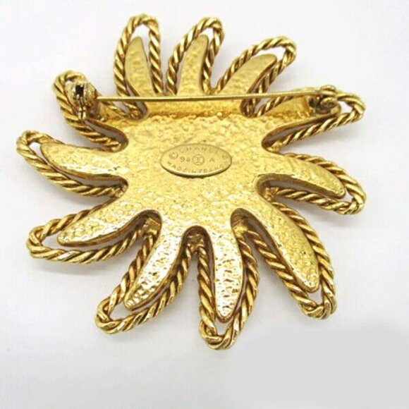 CHANEL CC Logo Sunburst Brooch Gold Tone Pin 94A Auth w/Box - Picture 2 of 6